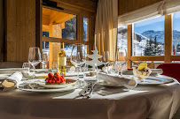 Atmosphère du Restaurant Le Solstice au Yule Hôtel***** & Spa à Val-d'Isère - n°2