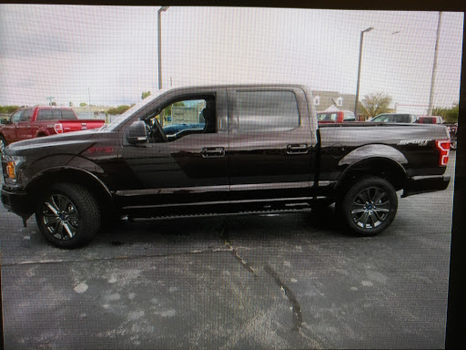 Auto Body Shop «CARSTAR Friendly of Roselle», reviews and photos, 333 E Irving Park Rd, Roselle, IL 60172, USA