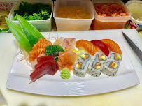 Plats et boissons du Restaurant de sushis Sushi Box à Annecy - n°20