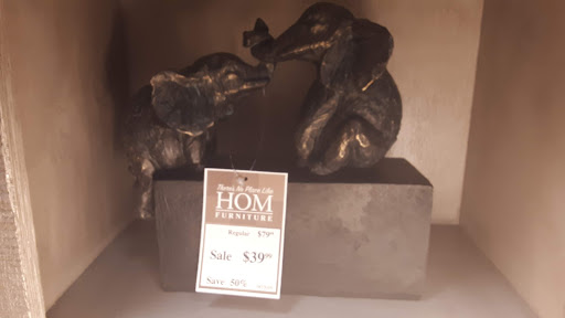 Furniture Store «HOM Furniture», reviews and photos, 415 4th St, Sioux City, IA 51101, USA