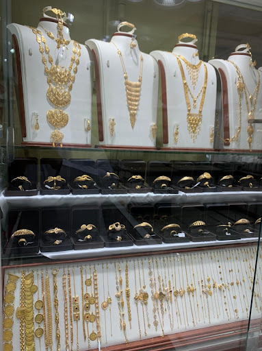 اشتياق الخليج للذهب والمجوهرات 