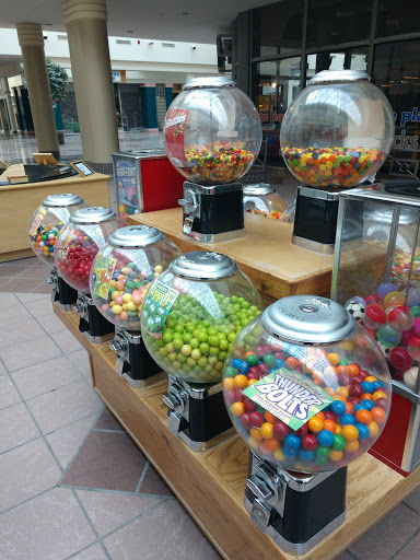 Shopping Mall «ShoppingTown Mall», reviews and photos, 3649 Erie Blvd E, Syracuse, NY 13214, USA