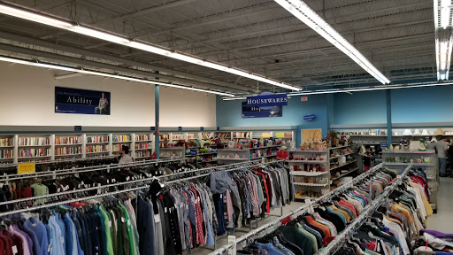 Thrift Store «Goodwill Industries of Middle Tennessee», reviews and photos, 108 Lane Pkwy, Shelbyville, TN 37160, USA