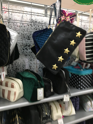 Department Store «T.J. Maxx», reviews and photos, 3445 Princeton Rd, Hamilton, OH 45011, USA