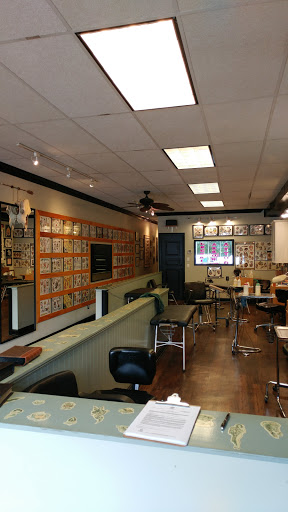 Tattoo Shop «Electric Arrow Tattoo», reviews and photos, 339 Smithtown Blvd, Ronkonkoma, NY 11779, USA