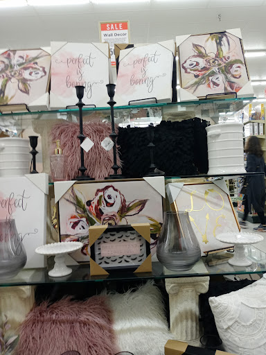 Craft Store «Hobby Lobby», reviews and photos, 2360 S Randall Rd, Algonquin, IL 60102, USA