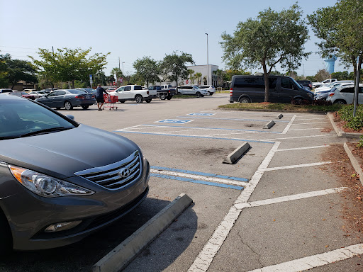 Department Store «Target», reviews and photos, 5800 20th St, Vero Beach, FL 32966, USA