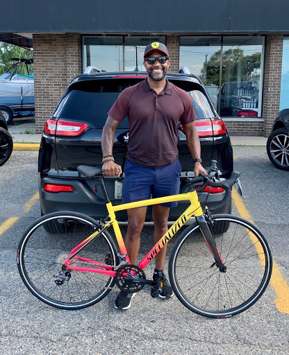 Bicycle Repair Shop «Cycletherapy Bicycles», reviews and photos, 3545 Elizabeth Lake Rd, Waterford Twp, MI 48328, USA