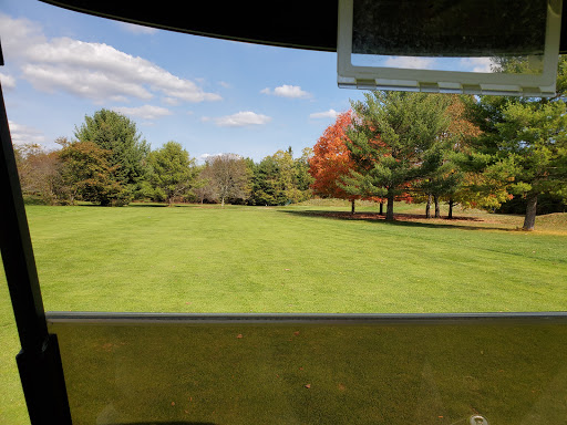 Golf Course Tunxis Country Club reviews and photos 87 Town Farm Rd