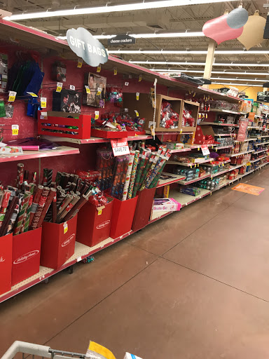 Grocery Store «Kroger», reviews and photos, 108 W Highland Rd, Howell, MI 48843, USA