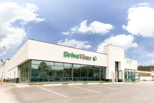 Used Car Dealer «DriveTime Used Cars», reviews and photos, 7211 McKnight Rd, Pittsburgh, PA 15237, USA