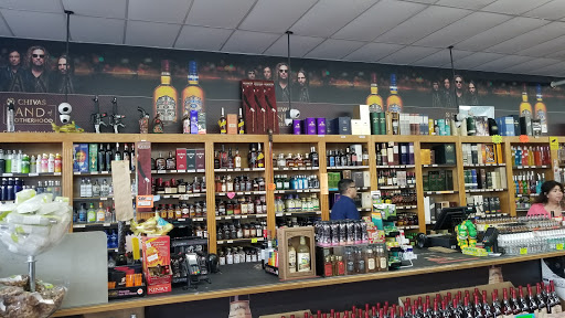 Liquor Store «Liquor Zone», reviews and photos, 3004 E Pioneer Pkwy #200, Arlington, TX 76010, USA