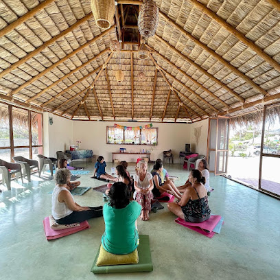 Casa Serena: Yoga & Buena Vida