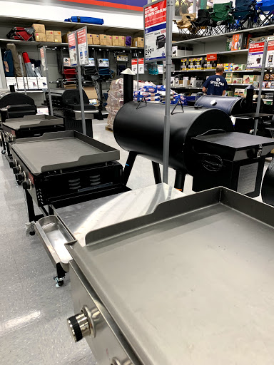 Sporting Goods Store «Academy Sports + Outdoors», reviews and photos, 120 Woody Jones Blvd, Florence, SC 29501, USA