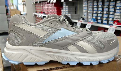 Shoe Store «Shoe Carnival», reviews and photos, 833 Dawsonville Hwy, Gainesville, GA 30501, USA