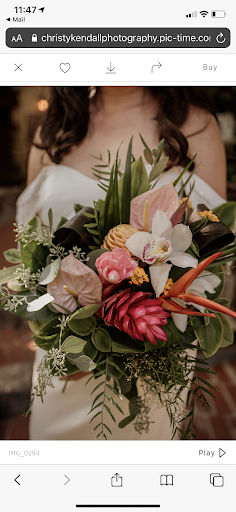 Angelas Florist and Gifts image