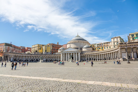 IPI Agency | Filiale di Napoli Via S. Giacomo, 30, 80133 Napoli NA, Italia