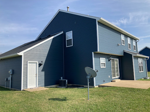 Roofing Contractor «Roofs By Rodger», reviews and photos, 212 E Logan St, Longview, IL 61852, USA