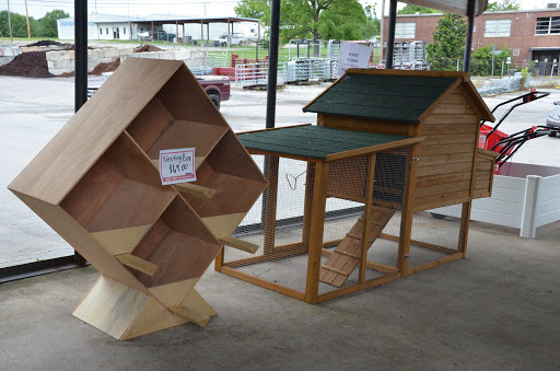 Farm Equipment Supplier «Maury Farmers Co-Op», reviews and photos, 423 Westover Dr, Columbia, TN 38401, USA