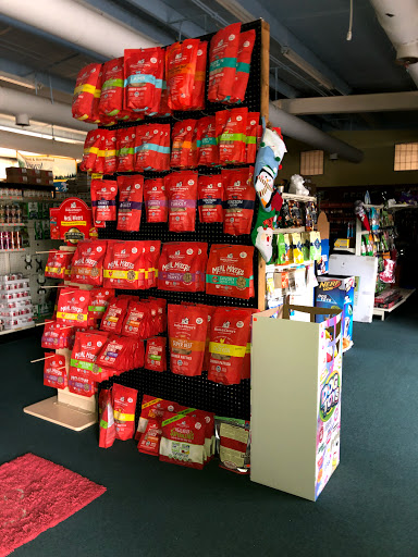Pet Supply Store «Lazy Creek Discount Pet Food & Supplies», reviews and photos, 351 E Church St, Leesville, SC 29070, USA