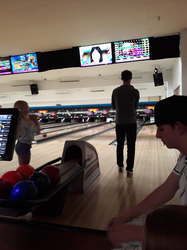 Bowling Alley «Tigard Bowl», reviews and photos, 11660 SW Pacific Hwy, Tigard, OR 97223, USA