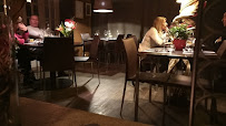 Atmosphère du Restaurant français Restaurant le Griffou à Saint-Laurent-d'Aigouze - n°4