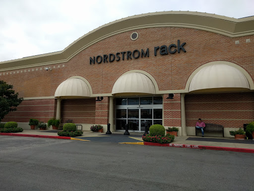 Department Store «Nordstrom Rack Centre at Post Oak», reviews and photos, 5000 Westheimer Rd #500, Houston, TX 77056, USA