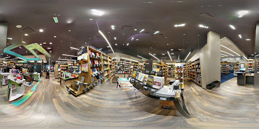 Book Store «Amazon Books», reviews and photos, 9585 SW Washington Square Rd, Portland, OR 97223, USA