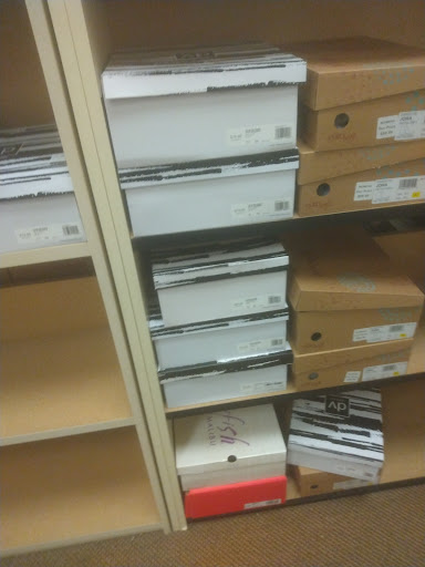 Shoe Store «Famous Footwear», reviews and photos, 16490 N Marketplace Blvd, Nampa, ID 83687, USA