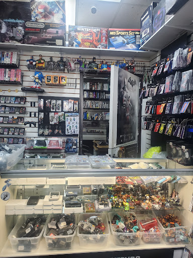 Video Game Store «Gameplay Long Beach», reviews and photos, 5911 E Spring St, Long Beach, CA 90808, USA