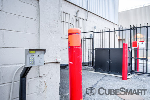 Self-Storage Facility «CubeSmart Self Storage», reviews and photos, 11-25 Wyckoff Ave, Ridgewood, NY 11385, USA