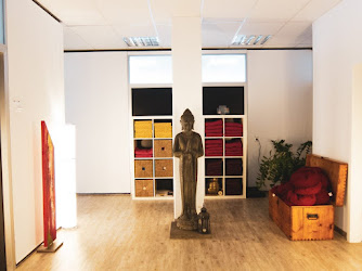 YOGA-MA - embody your spirit | dein Yoga-Studio in Stuttgart
