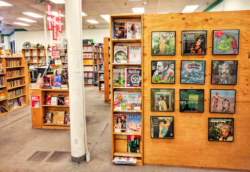 Book Store «Half Price Books», reviews and photos, 770 E Road to Six Flags St, Arlington, TX 76011, USA