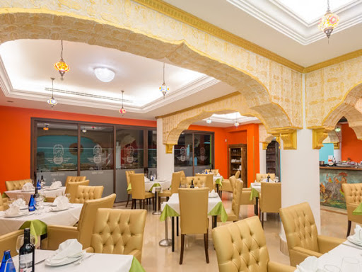 Mini India Elviria - Indian Restaurant Elviria - Urbanización Parque Elviria. Local 7 N-340, km191, 29604, Málaga