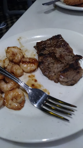 Movie Theater «Concourse Plaza Multiplex Cinemas», reviews and photos, 214 E 161st St, Bronx, NY 10451, USA