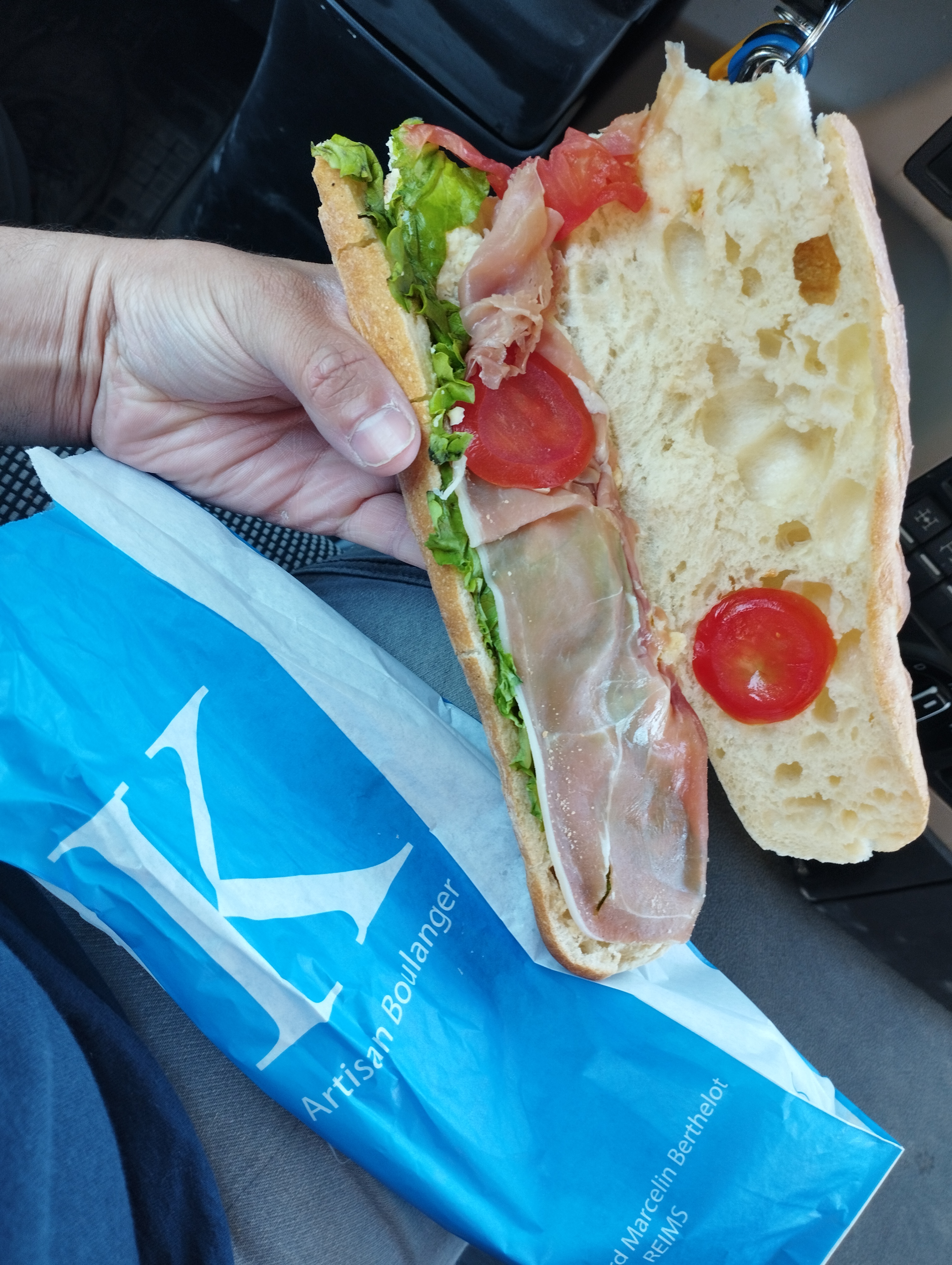 Photo n° 2 de l'avis de Hélios.� fait le 25/05/2023 à 10:54