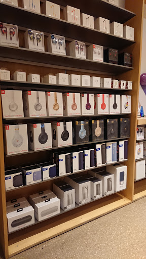 Computer Store «Apple Grand Central», reviews and photos, 45 Grand Central Terminal, New York, NY 10017, USA