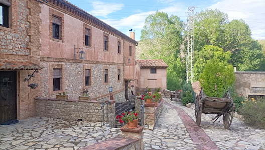 Caserón de la Fuente c/ carrerahuertos sn, España, 44100 Albarracín, Teruel, España