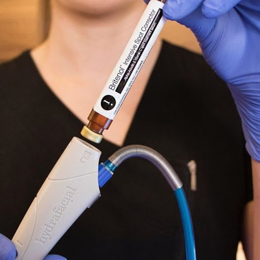 Plastic Surgeon «Hall Plastic Surgery & Rejuvenation Center, Dr. Jeffrey Hall», reviews and photos, 300 Beardsley Ln #101, Austin, TX 78746, USA