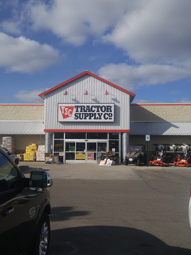 Tractor Supply Co., 8171 Lapeer Rd, Davison, MI 48423, USA, 