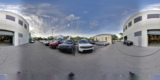 Car Dealer «Bentley Naples», reviews and photos, 900 Tamiami Trail N, Naples, FL 34102, USA