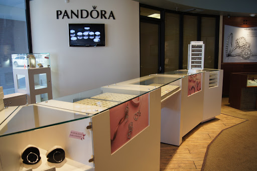 Jeweler «J. Albert Johnson Jewelers», reviews and photos, 1957 Black Rock Turnpike, Fairfield, CT 06825, USA