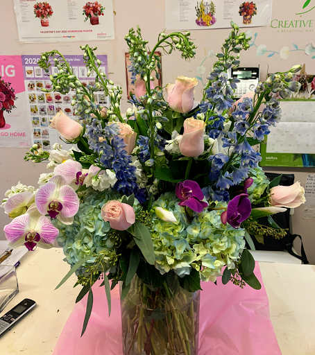 Dried Flower Shop «Creative Flower And Gift Shop», reviews and photos, 84-48 Eliot Ave, Middle Village, NY 11379, USA