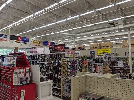 Hardware Store «Harbor Freight Tools», reviews and photos, 1704 E Belt Line Rd, Richardson, TX 75081, USA