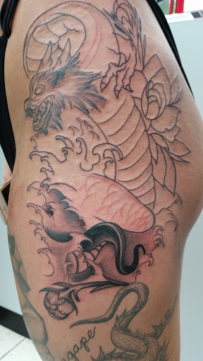 Tattoo Shop «Evolution Tattoo», reviews and photos, 198 Lincoln Hwy #4, Fairless Hills, PA 19030, USA