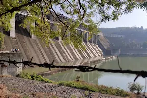 Upper Kolab dam image