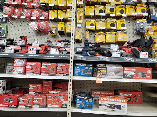 Hardware Store «Harbor Freight Tools», reviews and photos, 2000 Avondale Dr STE 104, Durham, NC 27704, USA