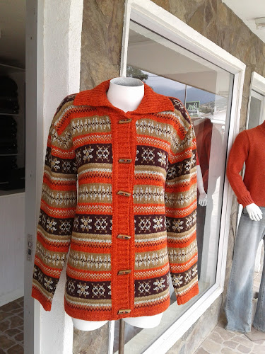 Horarios de Venta De Tejidos (Chalecos Y Ponchos)
