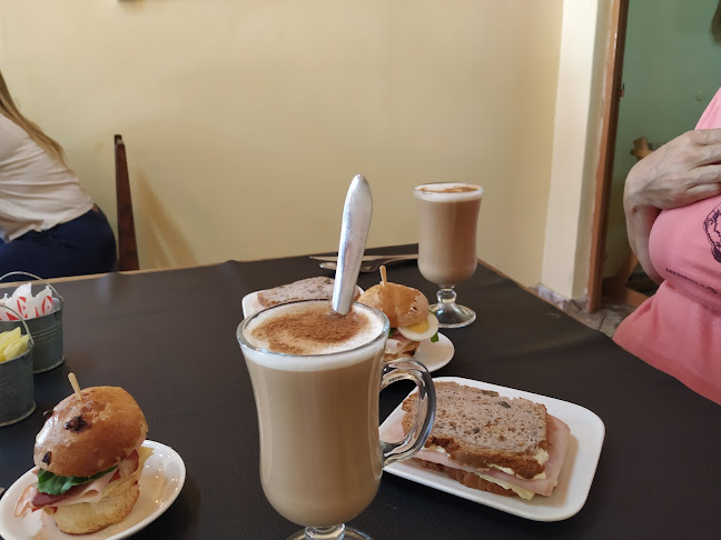 Opiniones de Cafeteria Carmela en Tacuarembó - Cafetería