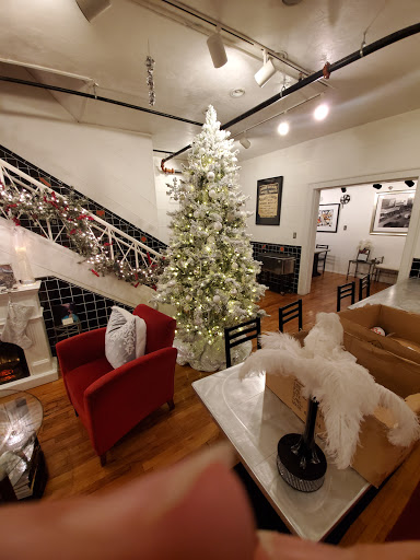 Wedding Venue «Capitol Theatre», reviews and photos, 127 W Broadway Ave, Maryville, TN 37801, USA